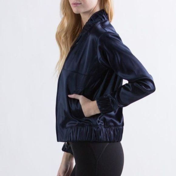 APL Athletic Propulsion Lab Women’s the Perfect Bomber Jacket Navy Small NWT - Picture 3 of 13